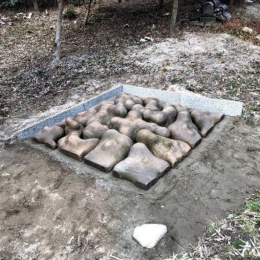 欲のピラミット 野外展示 瀬戸市